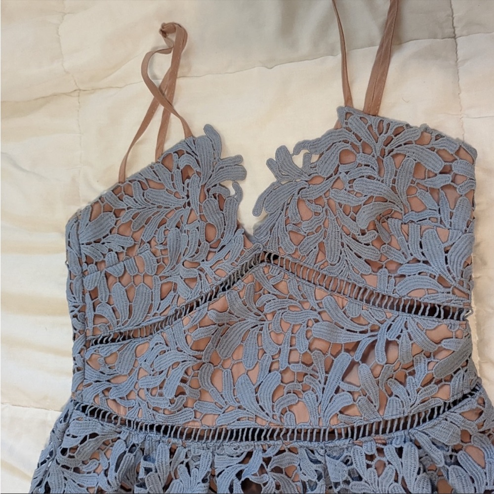 Gorgeous blue lace dress VICI - Picture 4 of 4